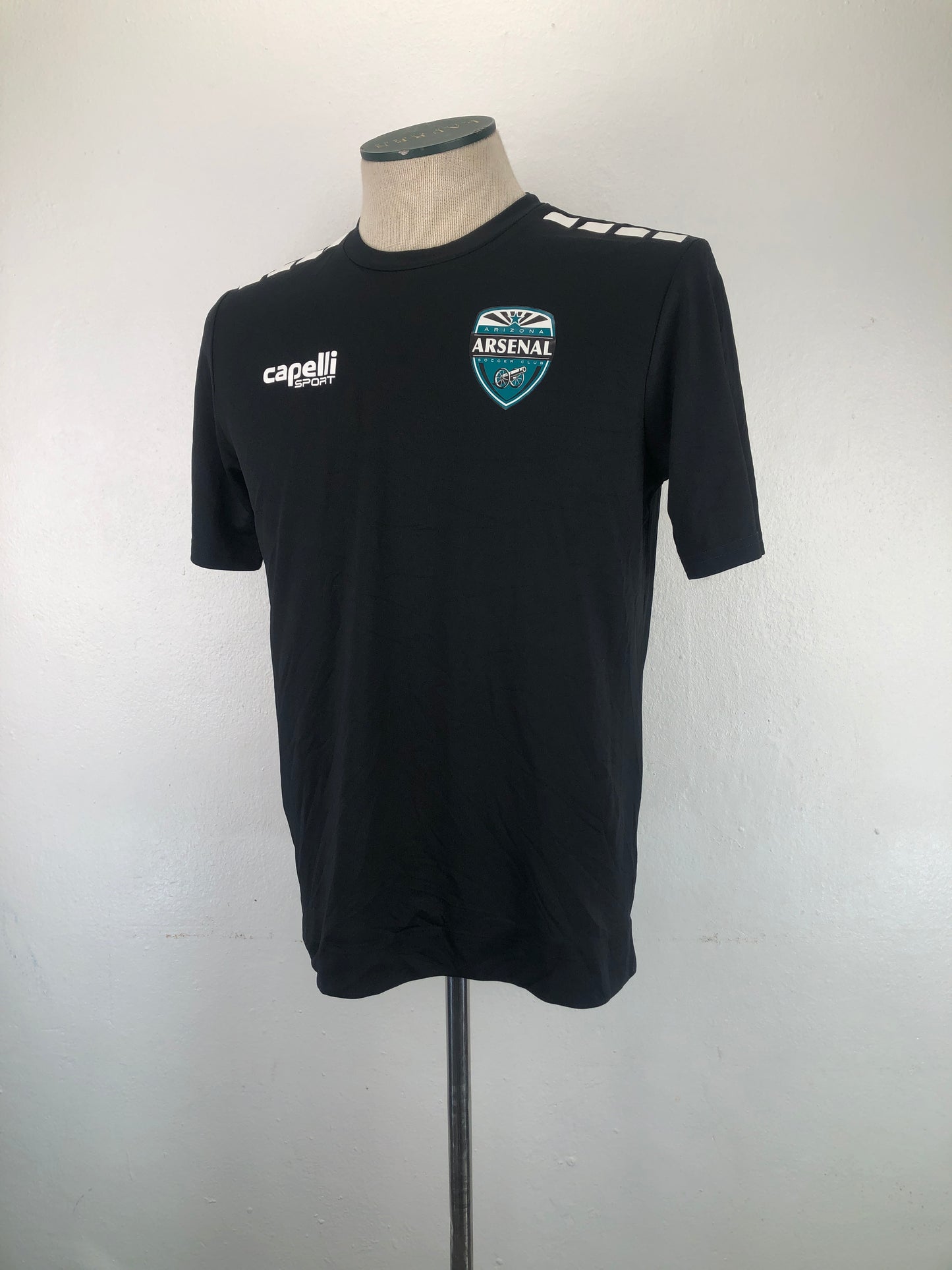 Camiseta Negro Deportivo Capelli