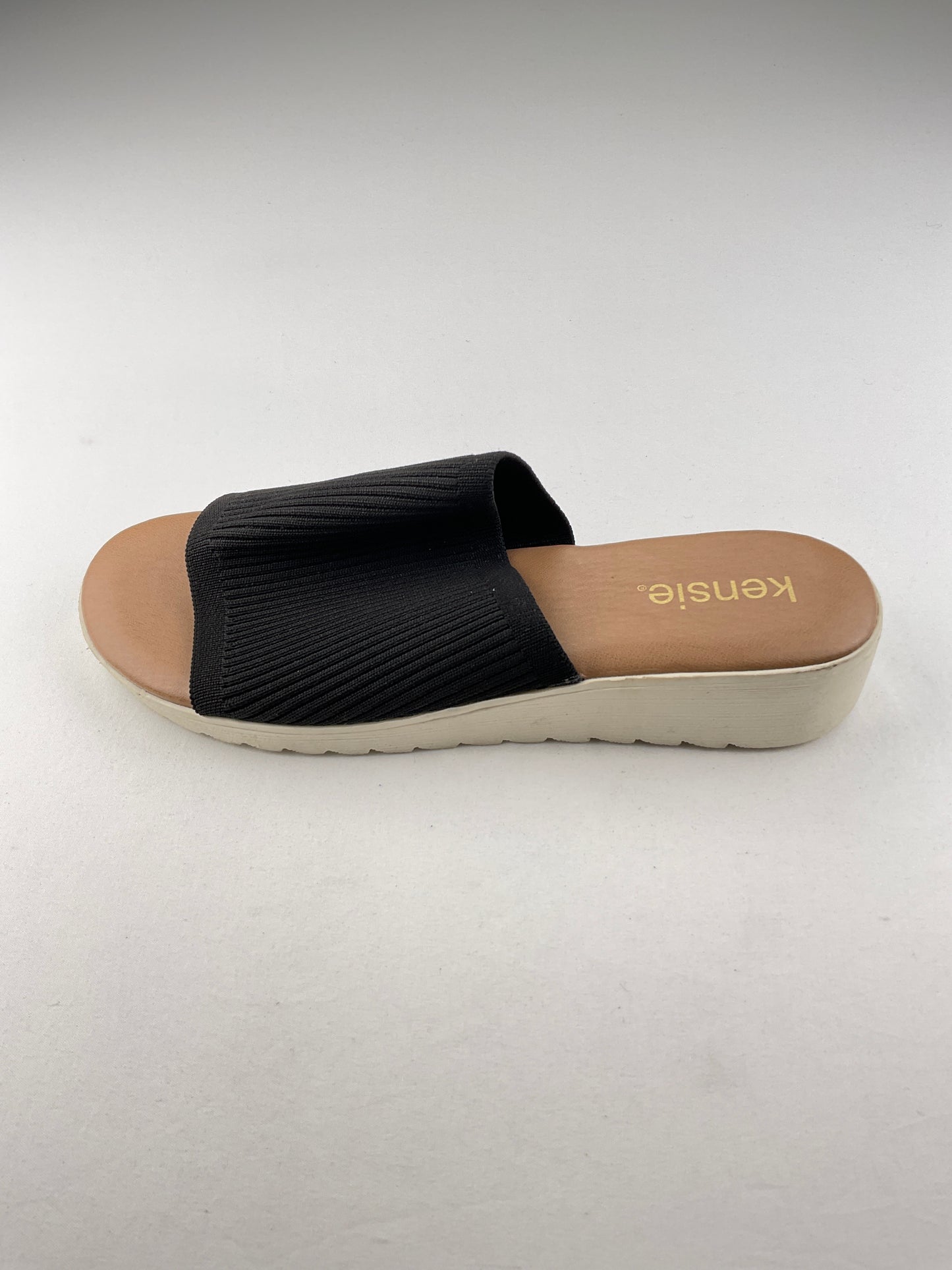 Zapatilla Negro Kensie