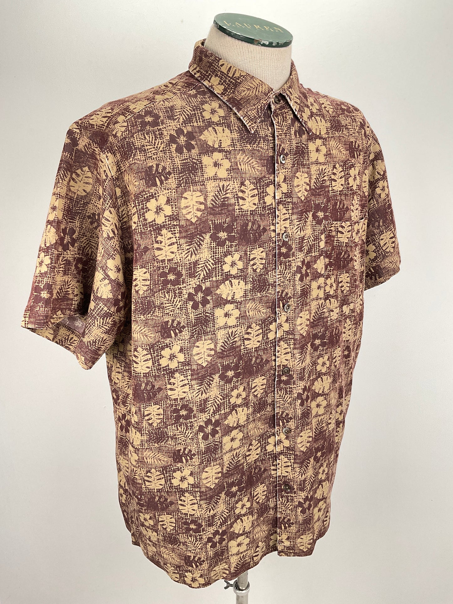 Camisa Marron Floral Dockers
