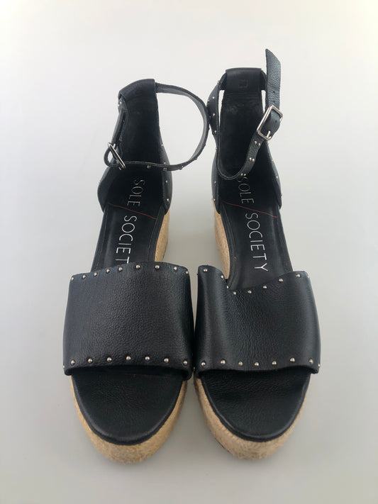 Zapatilla Negro Plataforma Sole Society