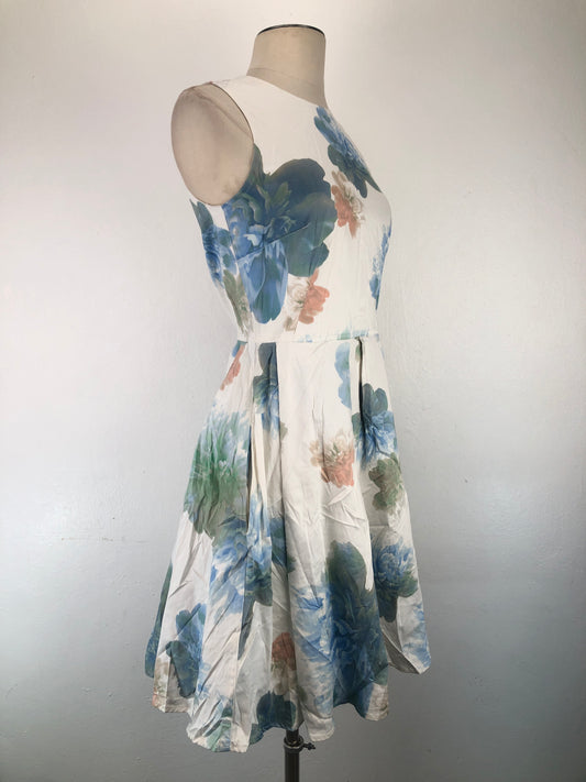 Vestido Blanco Floral Calvin Klein