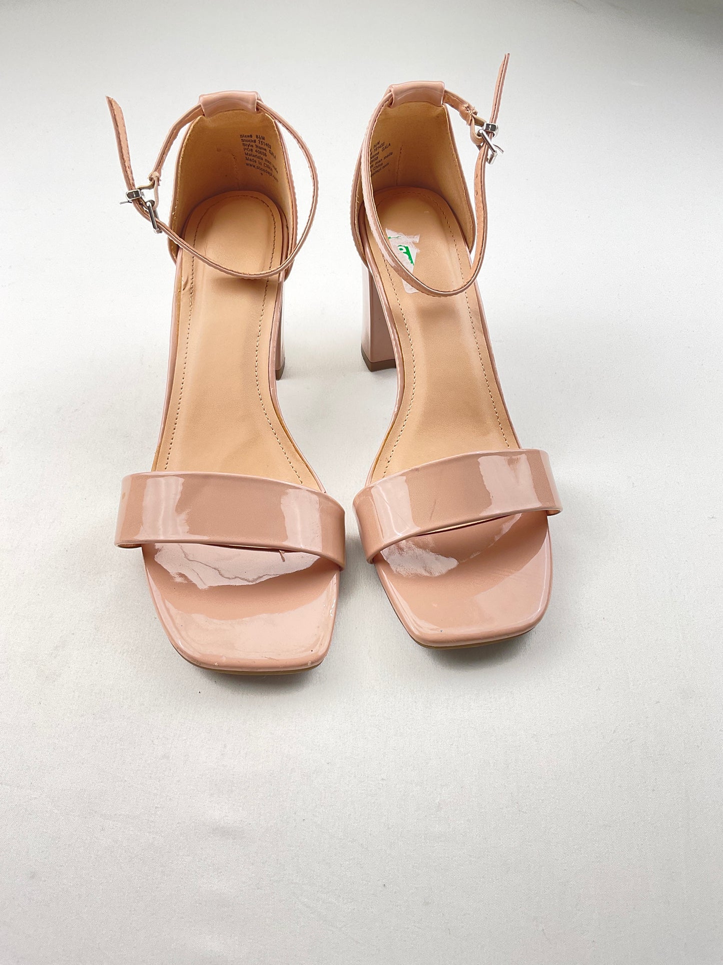 Zapatilla crema C M