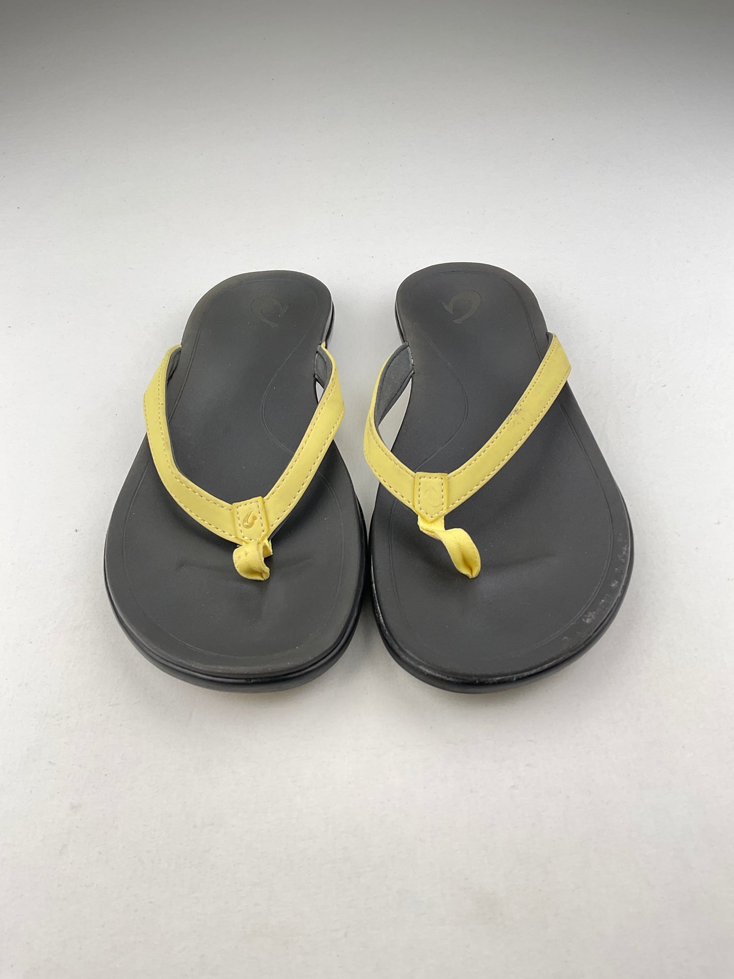 Sandalia Amarillo Olukai