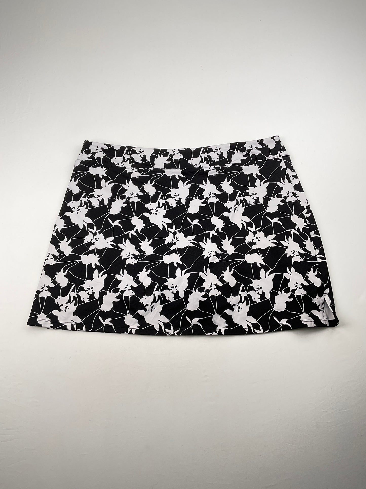 Falda Negro Floral Tranquility