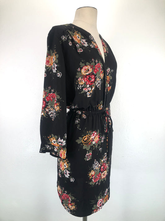 Vestido Negro de Flores Loft