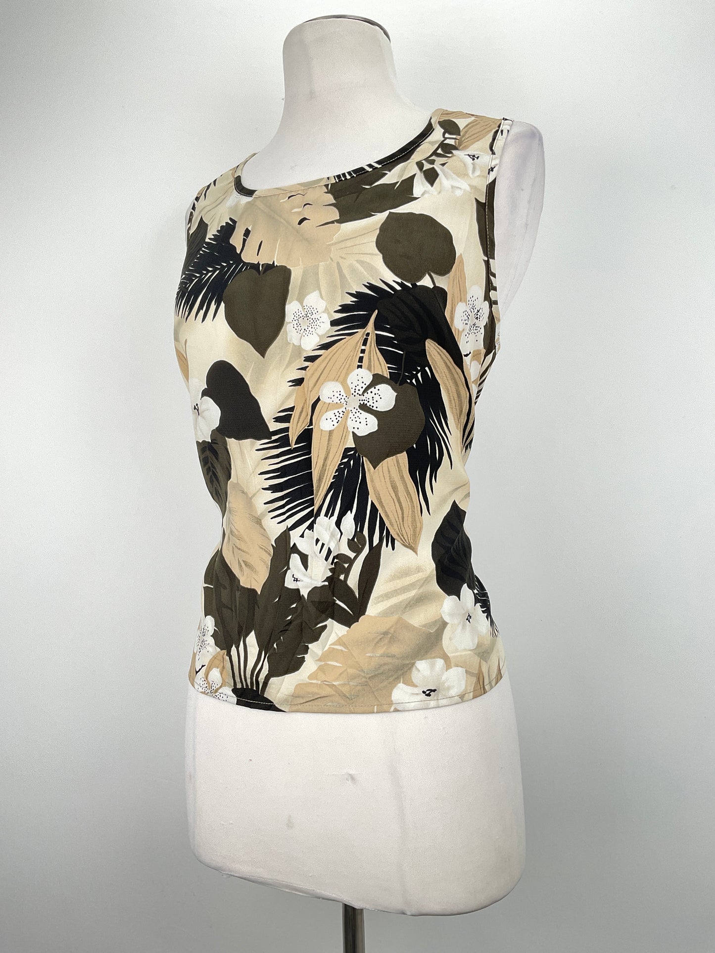 Blusa Crema Floral Essantials
