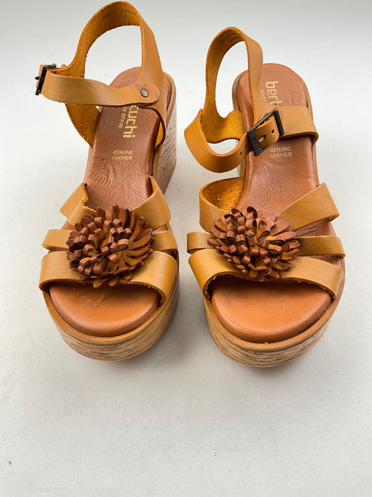 Zapatilla bertuchi in Spain