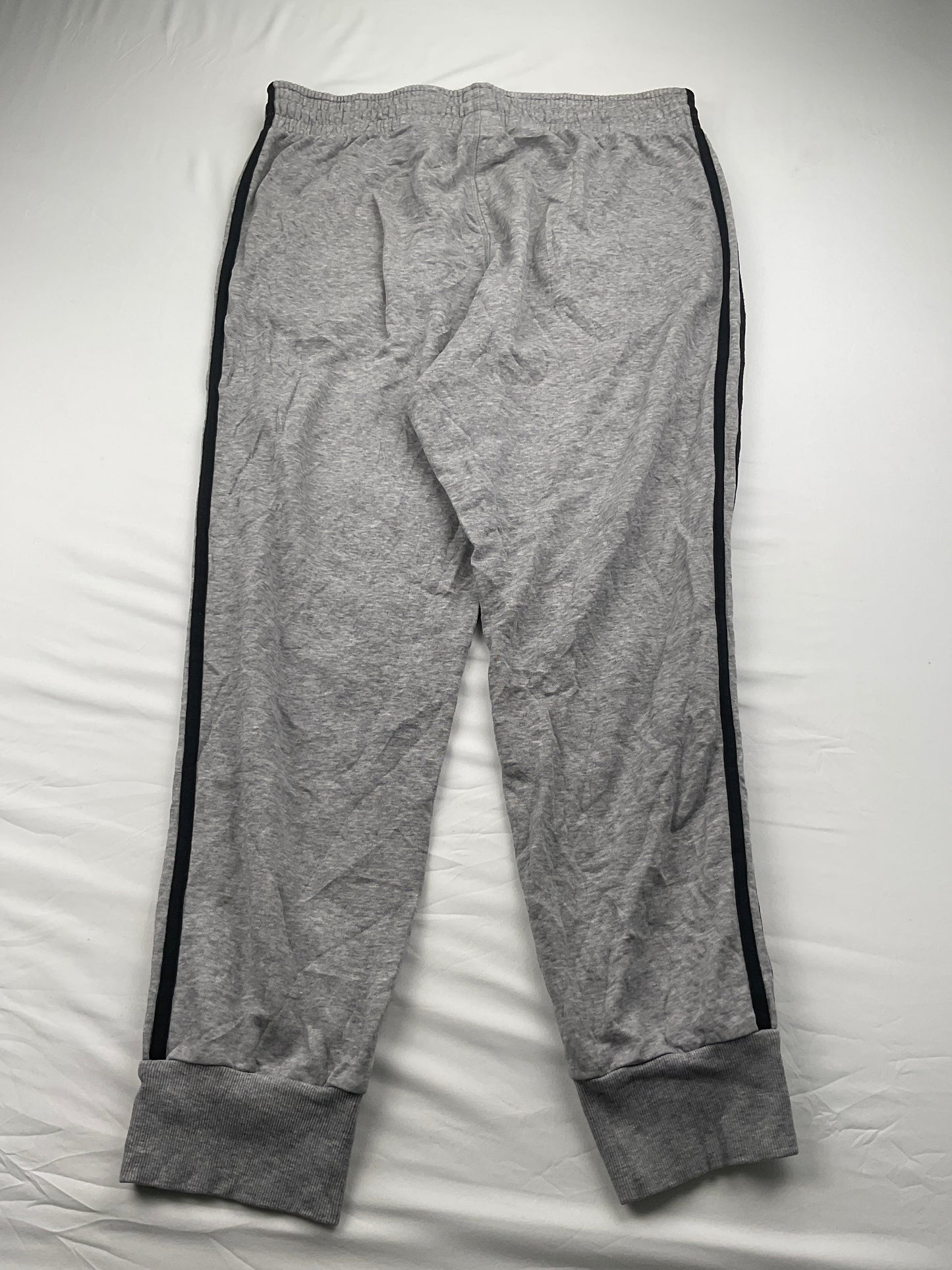 Jogger Gris Adidas