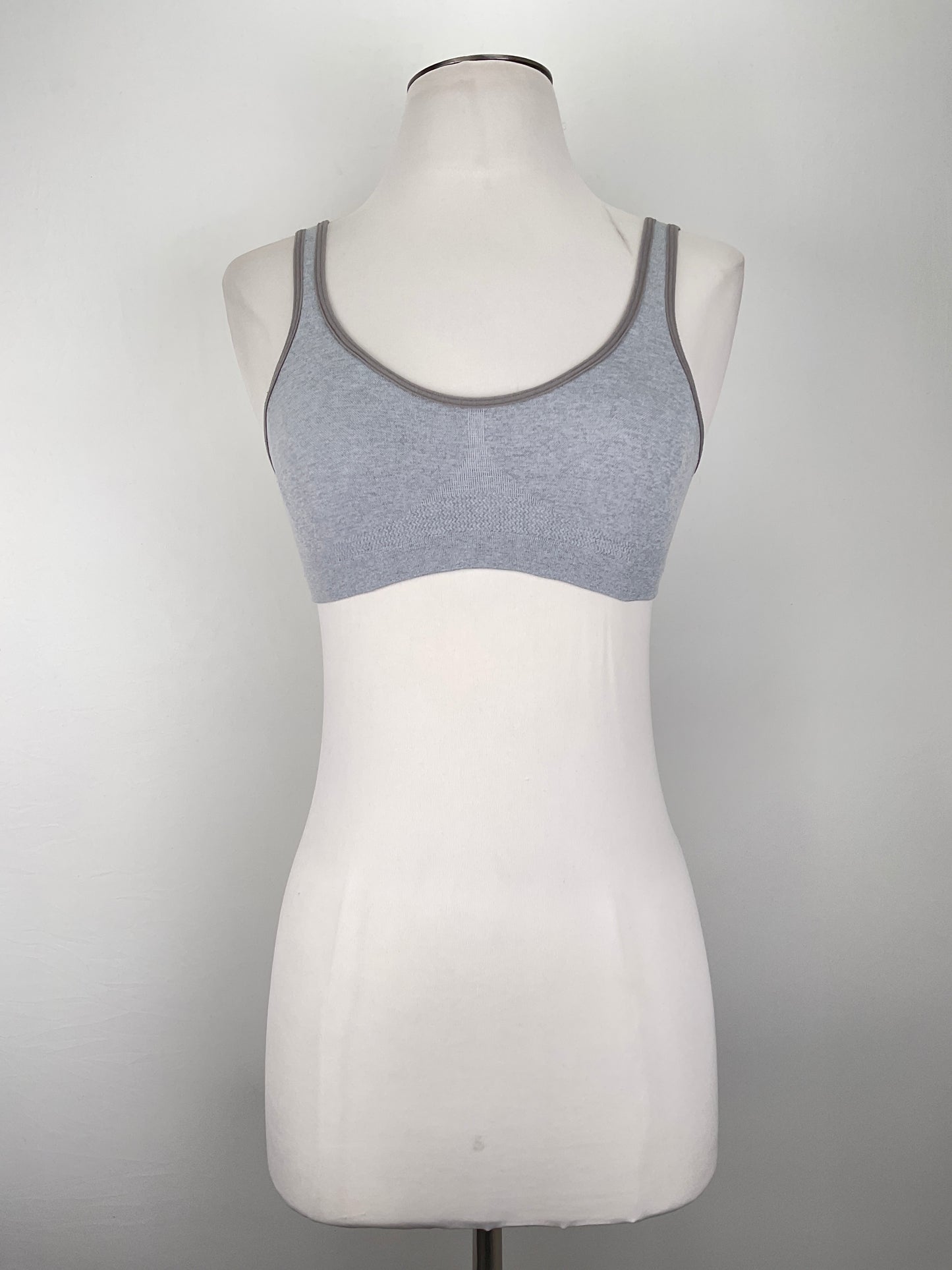 Blusita Gris Deportivo Hanes