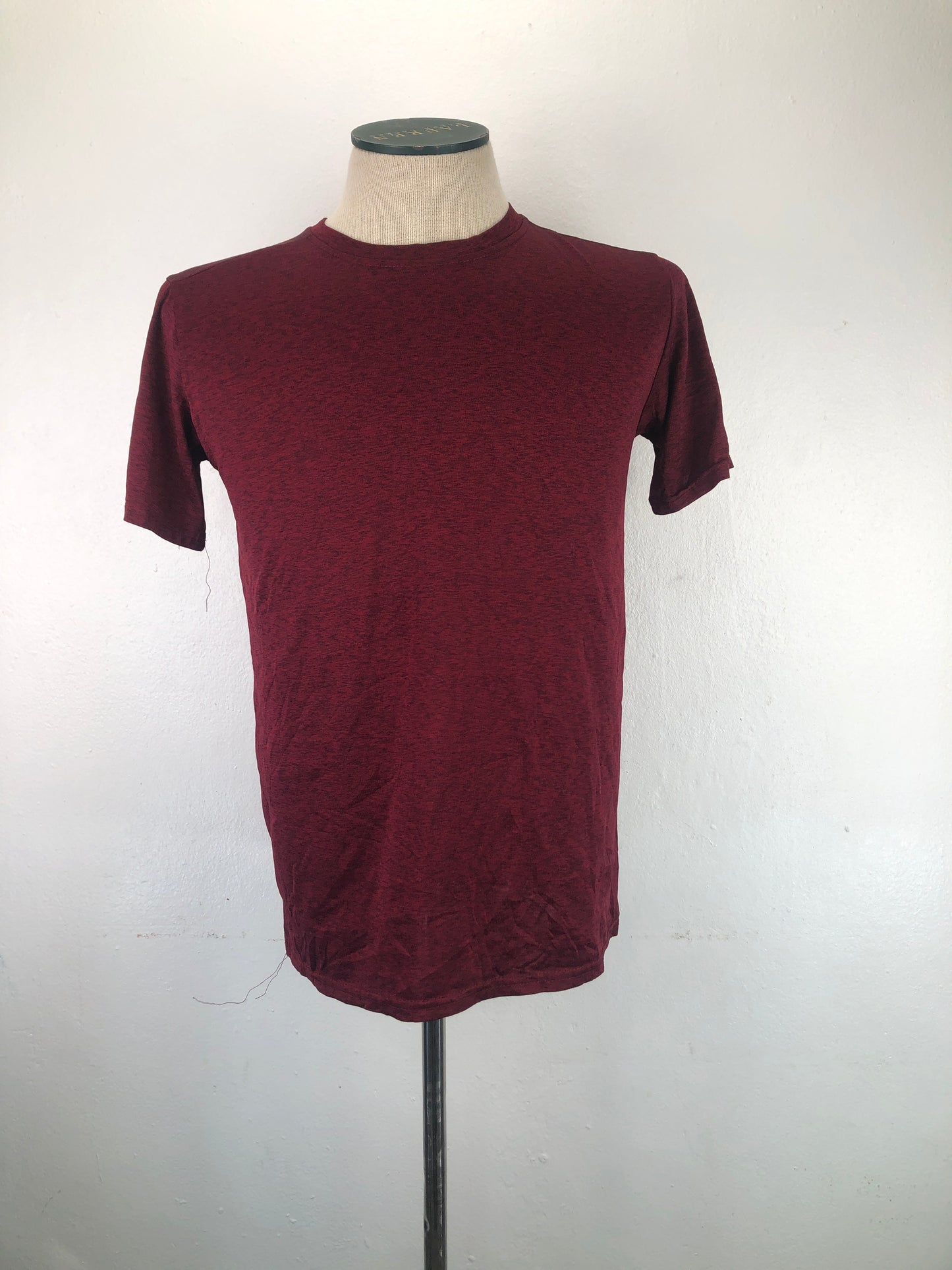 Camiseta Rojo vino Deportivo Variangis