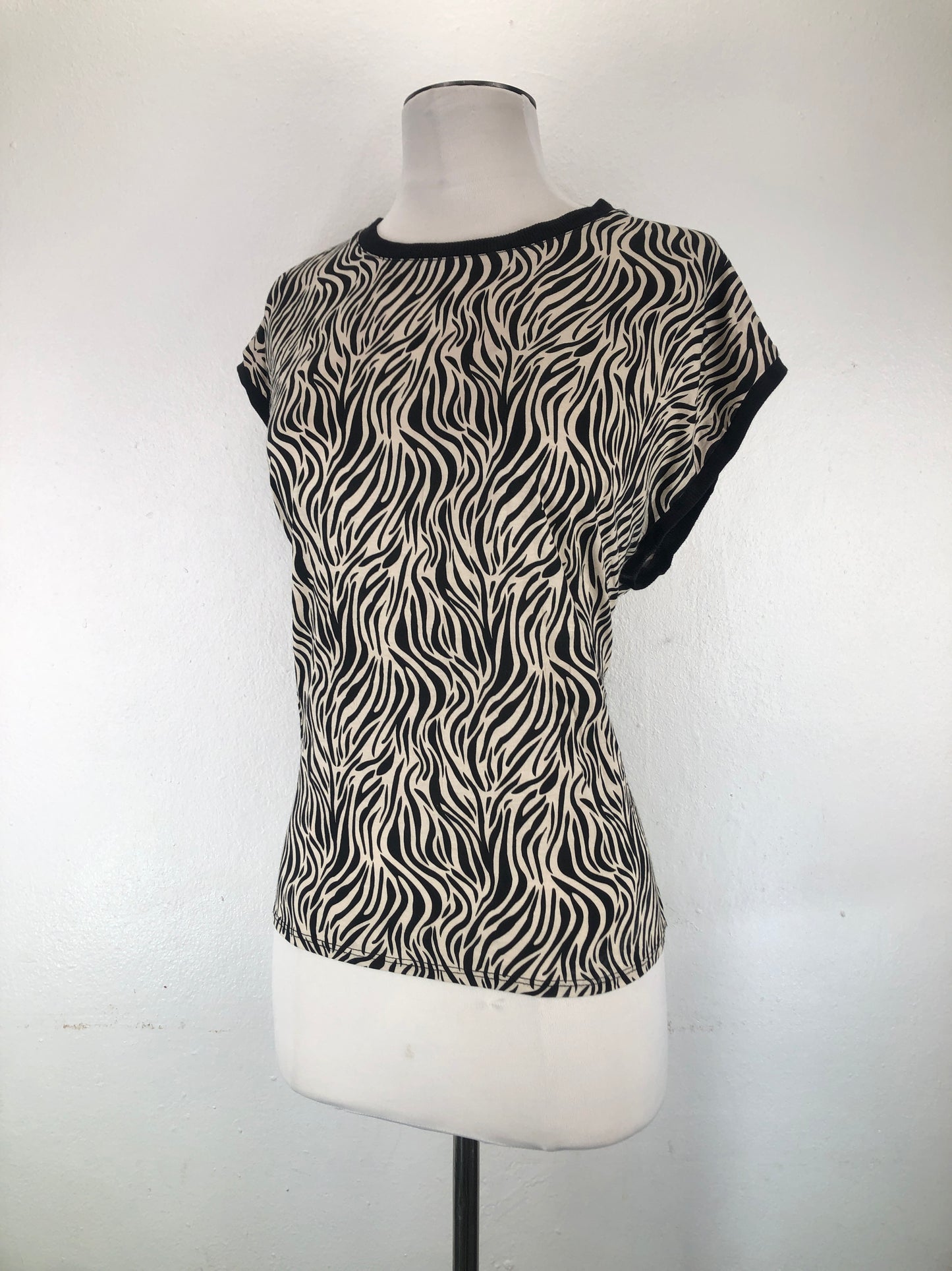 Camiseta Crema Floral Wanitta