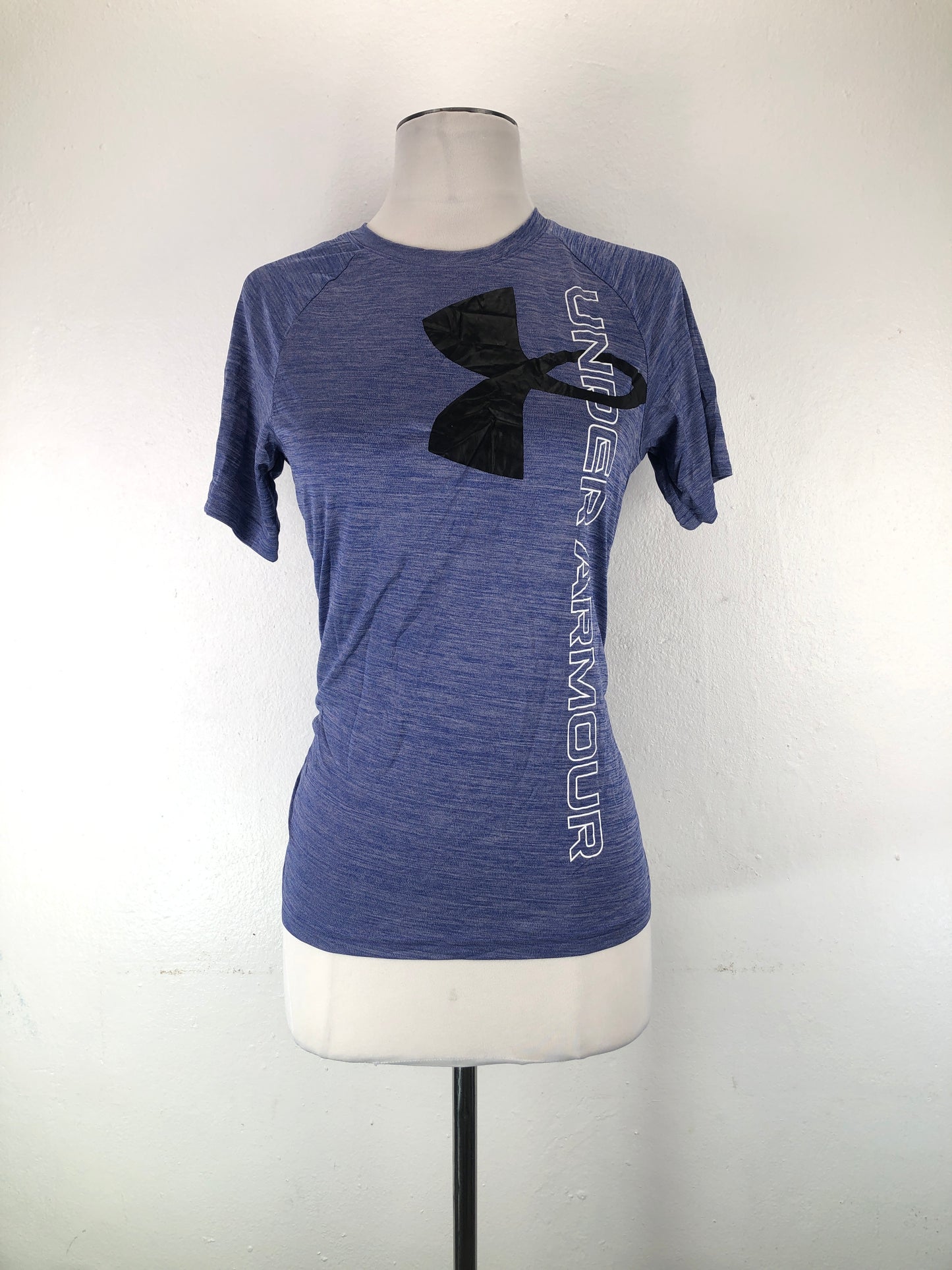 Camiseta Morado Deportivo  Under Amour