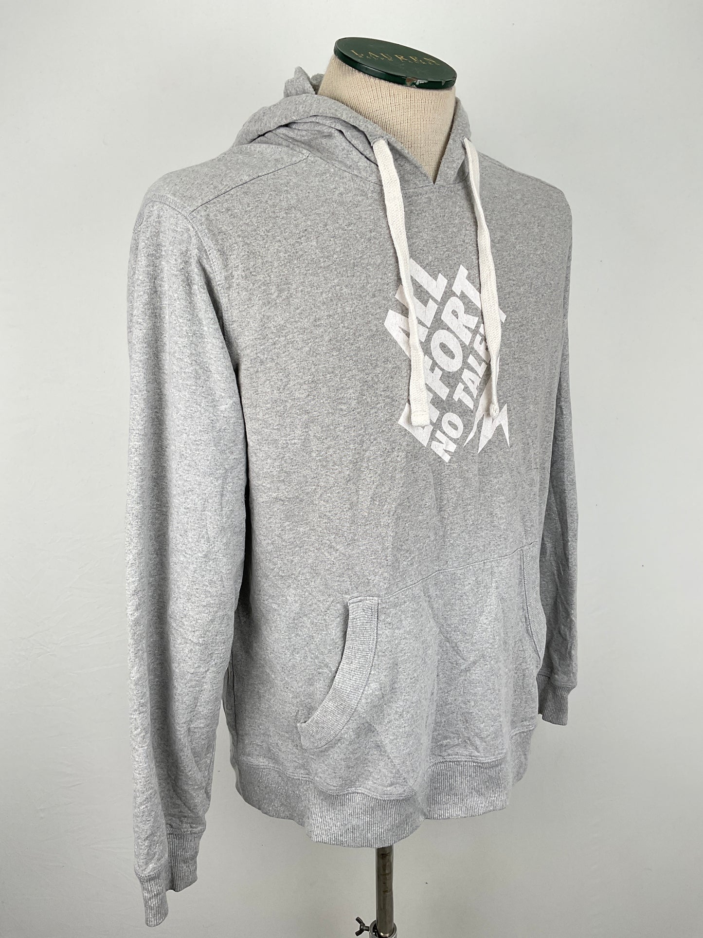 Abrigo Gris District