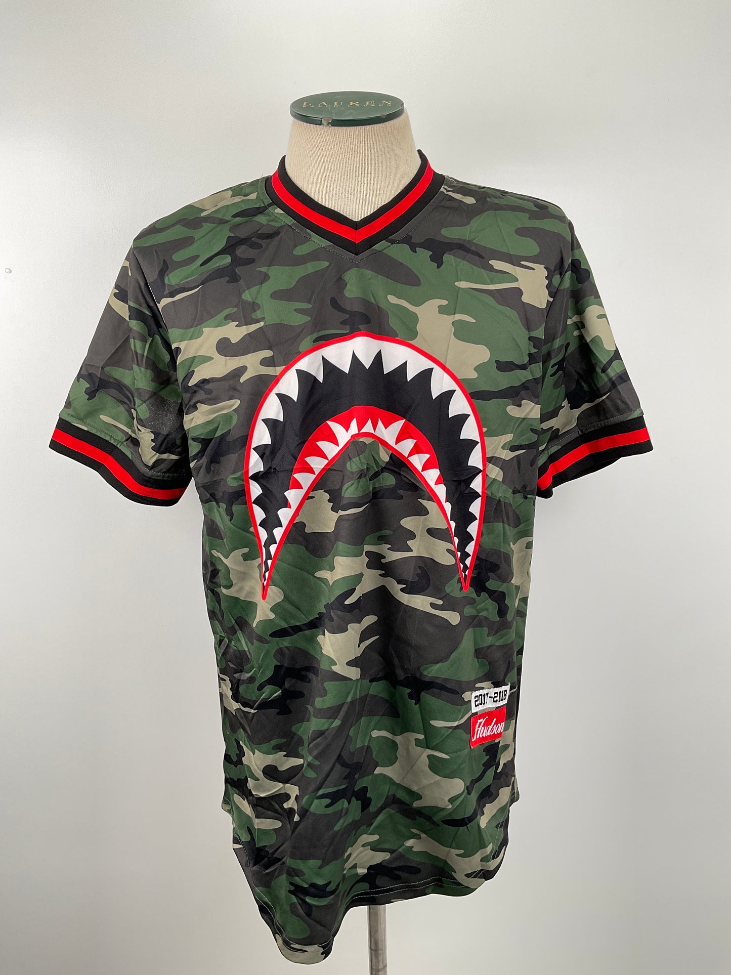 Camiseta Verde de Guadia Hudson