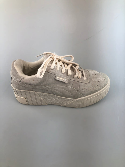 Tenis Crema Deportivo Puma