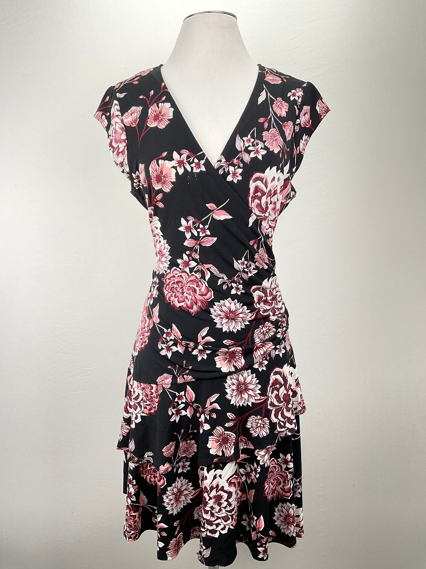 Vestido Negro Floral Signature