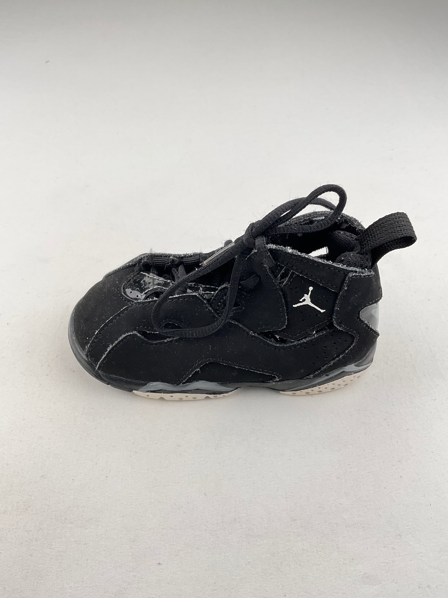 Tenis Negro Jordan