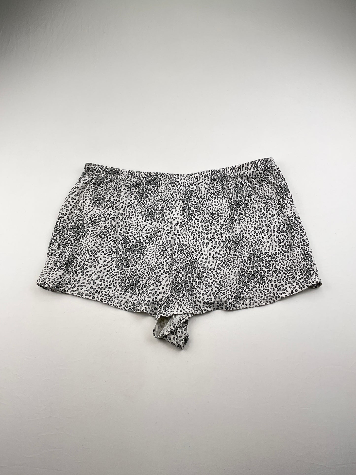 Short Verde Floral Cherokee