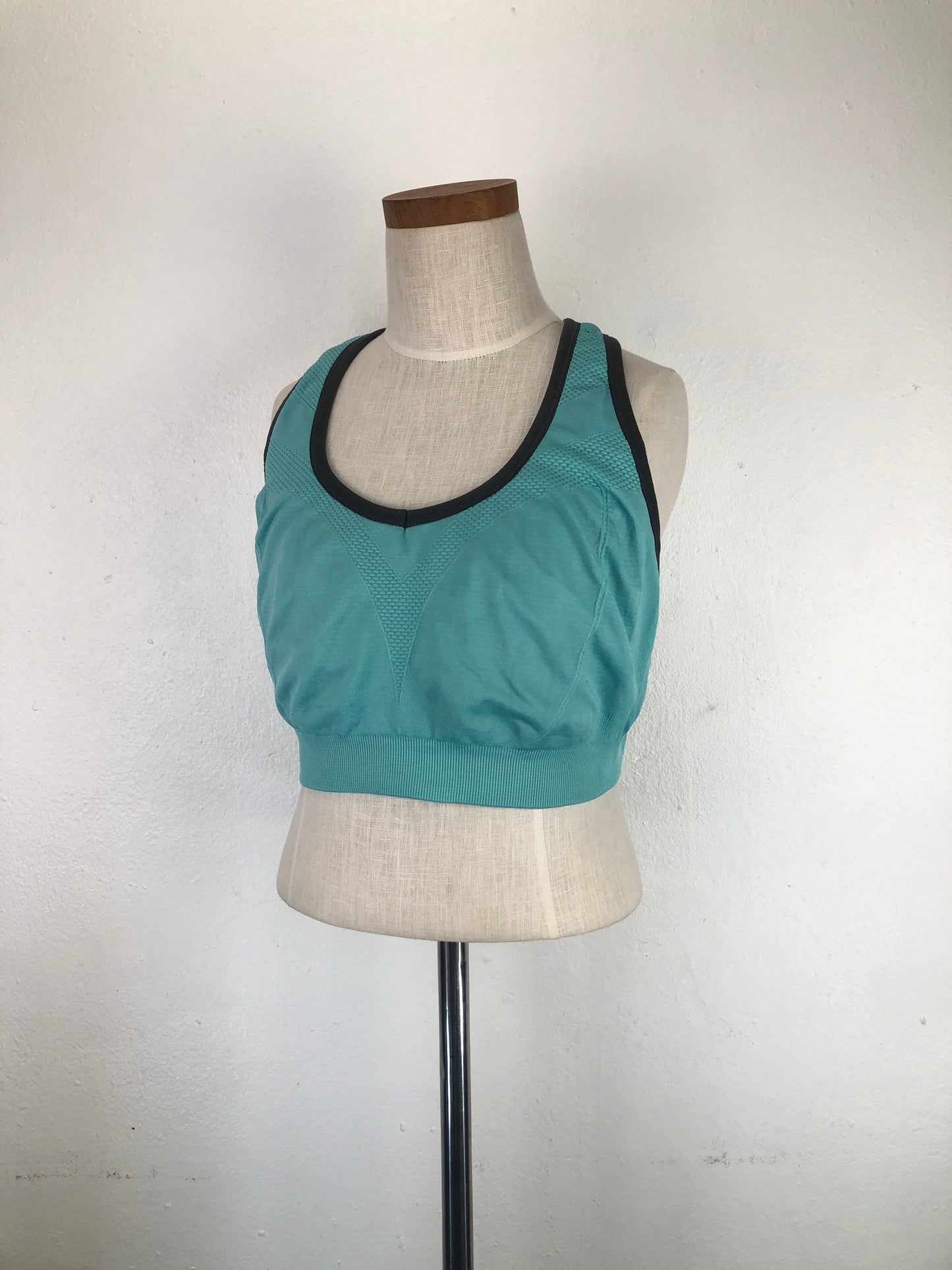 Blusita Verde Deportivo Essential