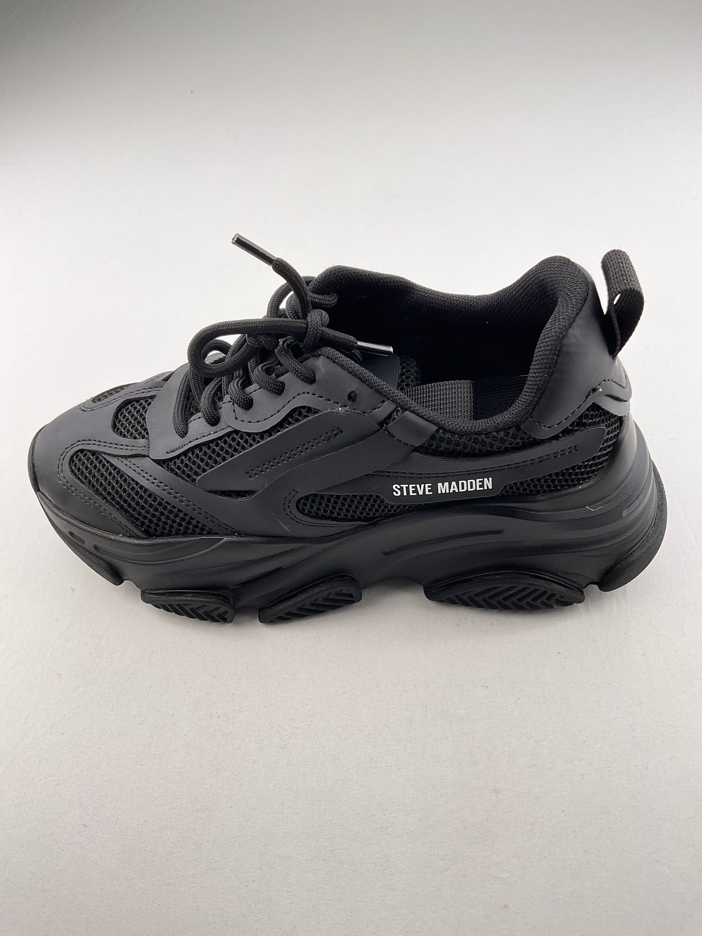 Tenis Negro Steve Madden