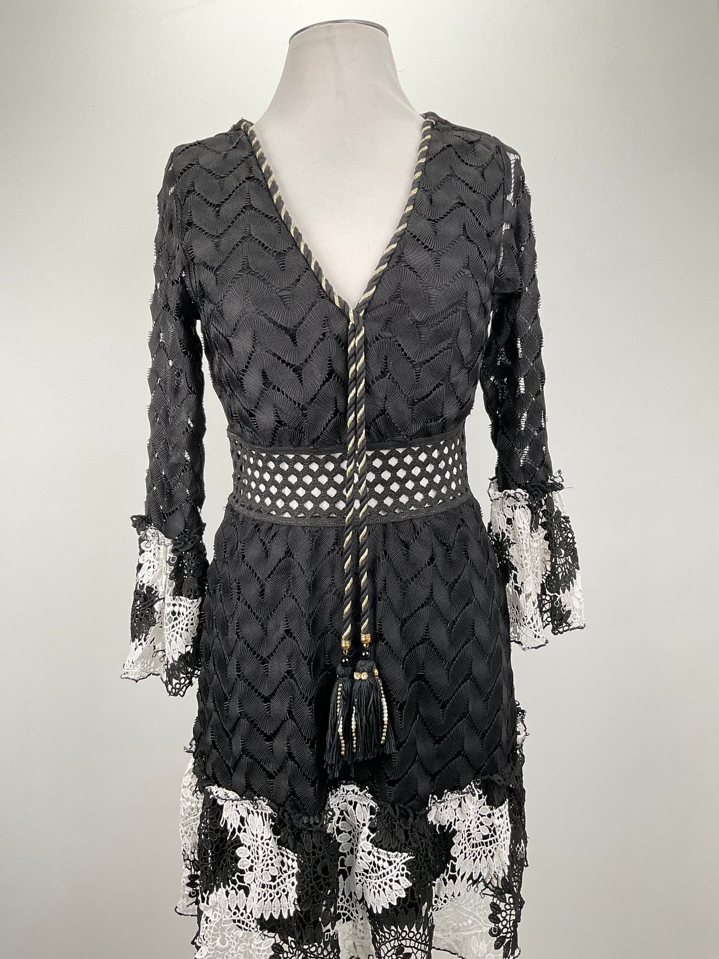 Vestido Negro Floral Azaka