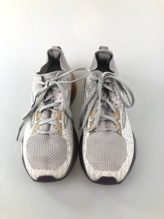 Tenis Gris Deportivo Brooks