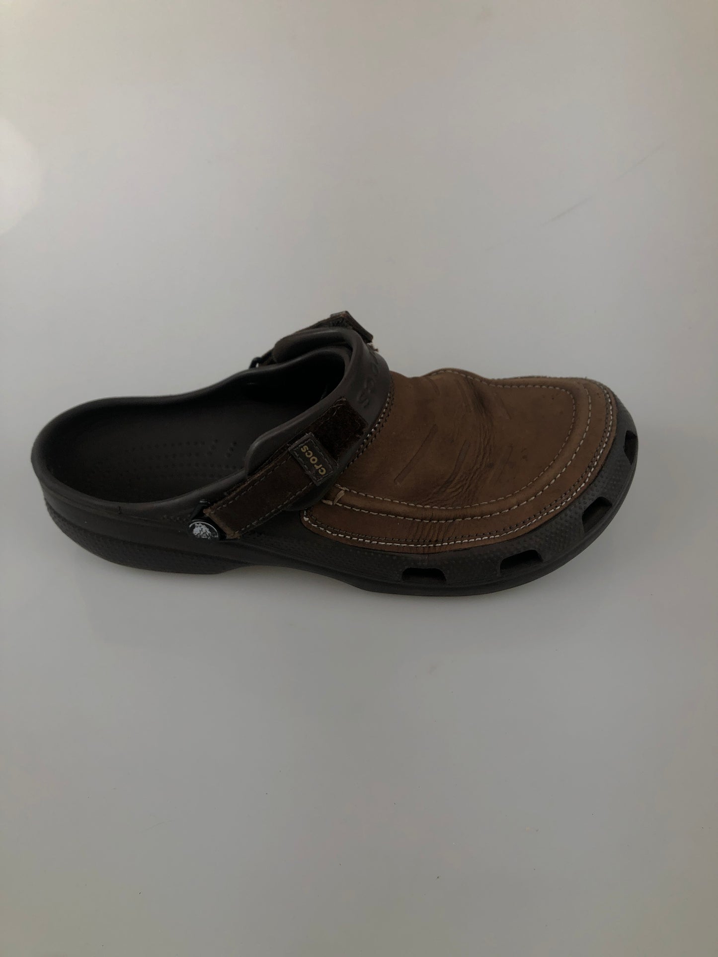 Sandalia Marron Crocs