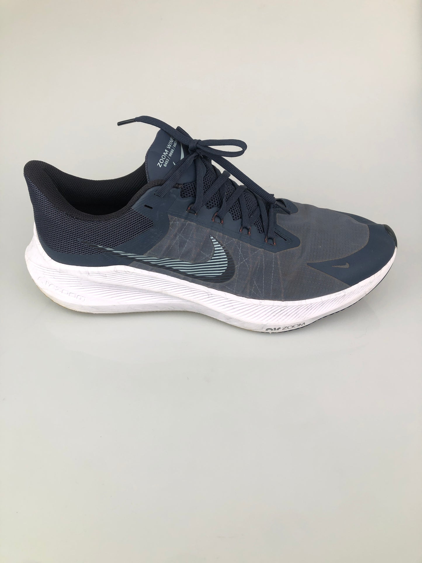 Tenis Gris Deportivo Nike