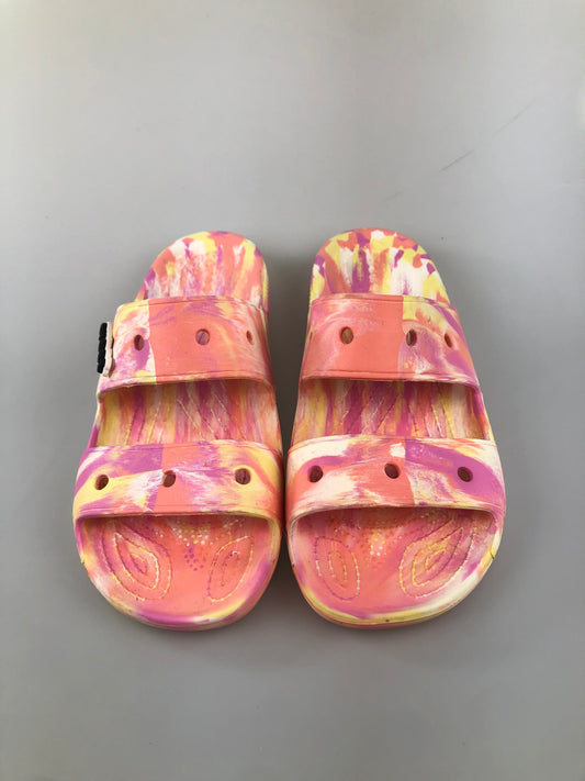 Sandalia Multicolor Crocs