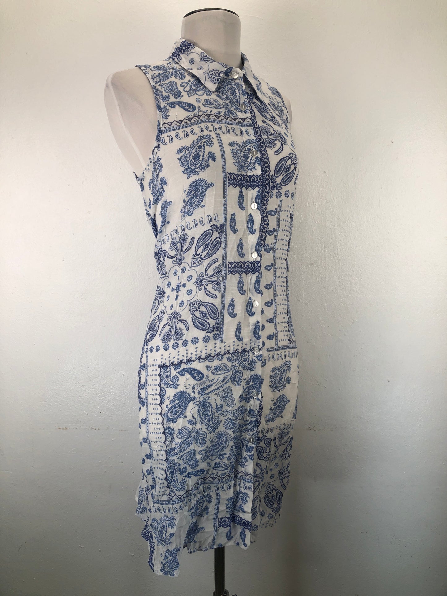 Vestido Tipo Camisero  Blanco Floral Mille Gabrielle