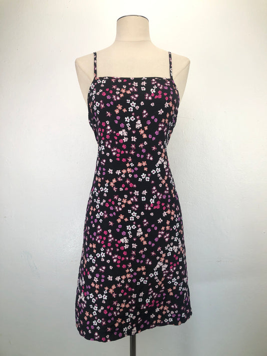 Vestido Negro De Flores Wonder Nation