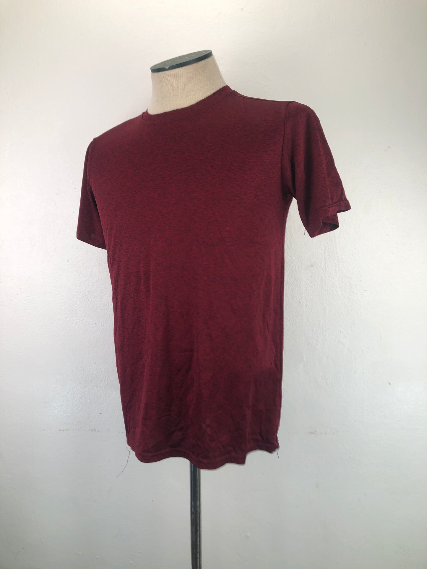 Camiseta Rojo vino Deportivo Variangis
