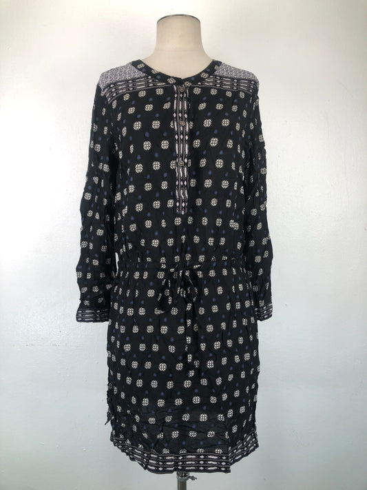 Vestido Negro Floral Furs Vince Camuto