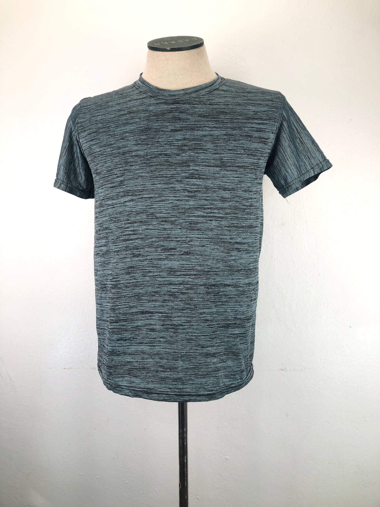 Camiseta Gris Deportivo Real Essentials