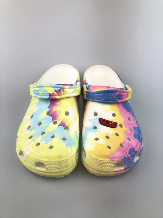 Sandalia Multicolor Crocs