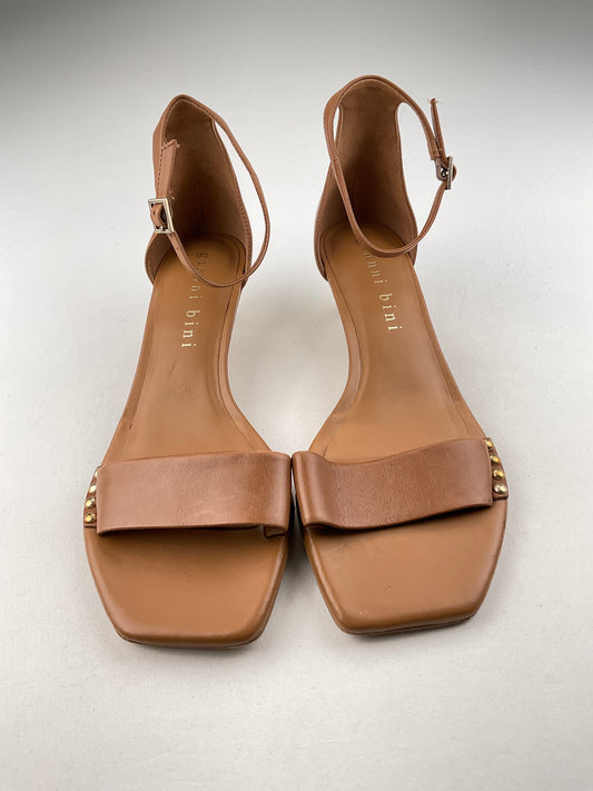 Zapatilla Marron claro de Tacón  Gianni Bini