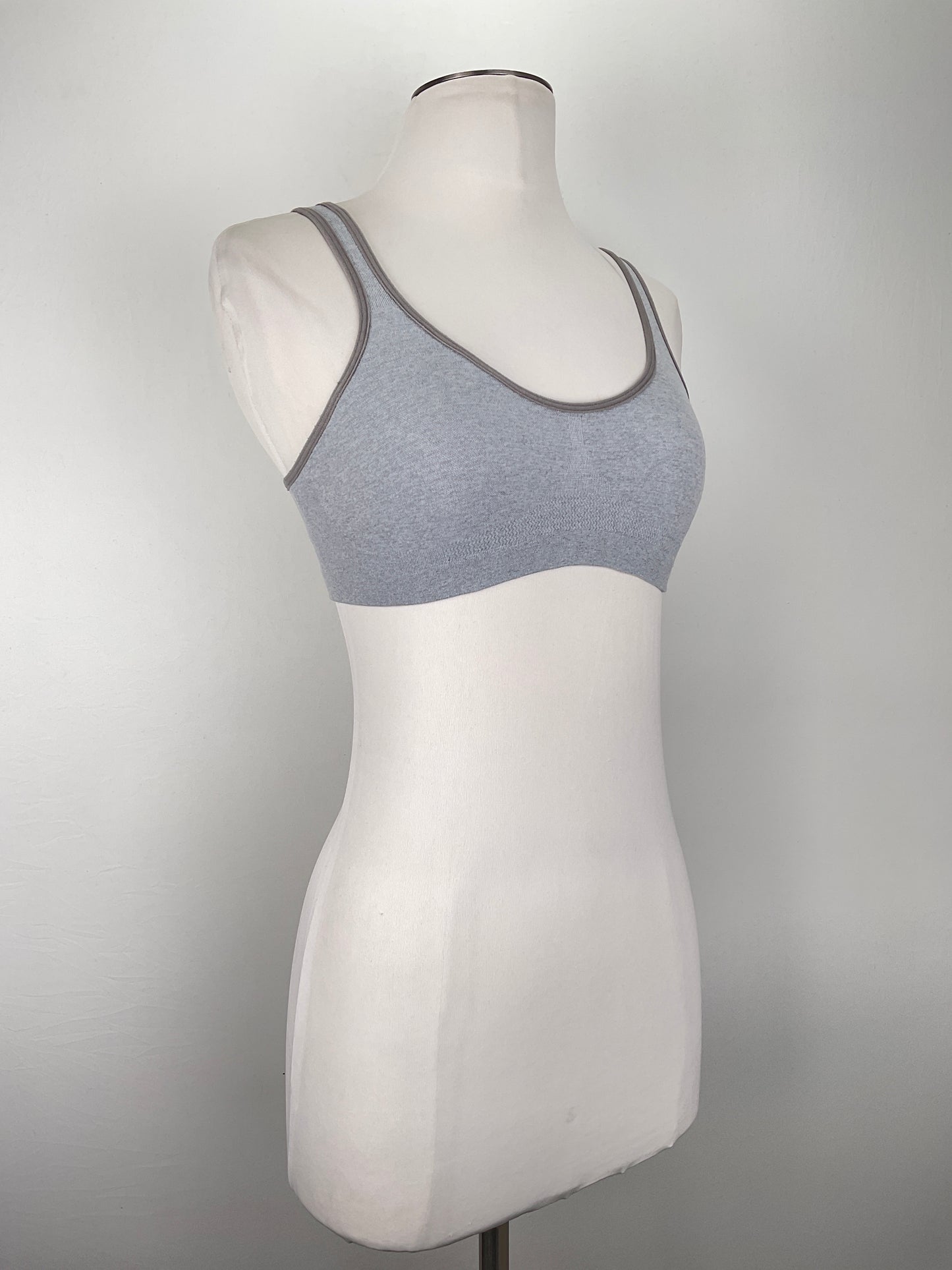 Blusita Gris Deportivo Hanes