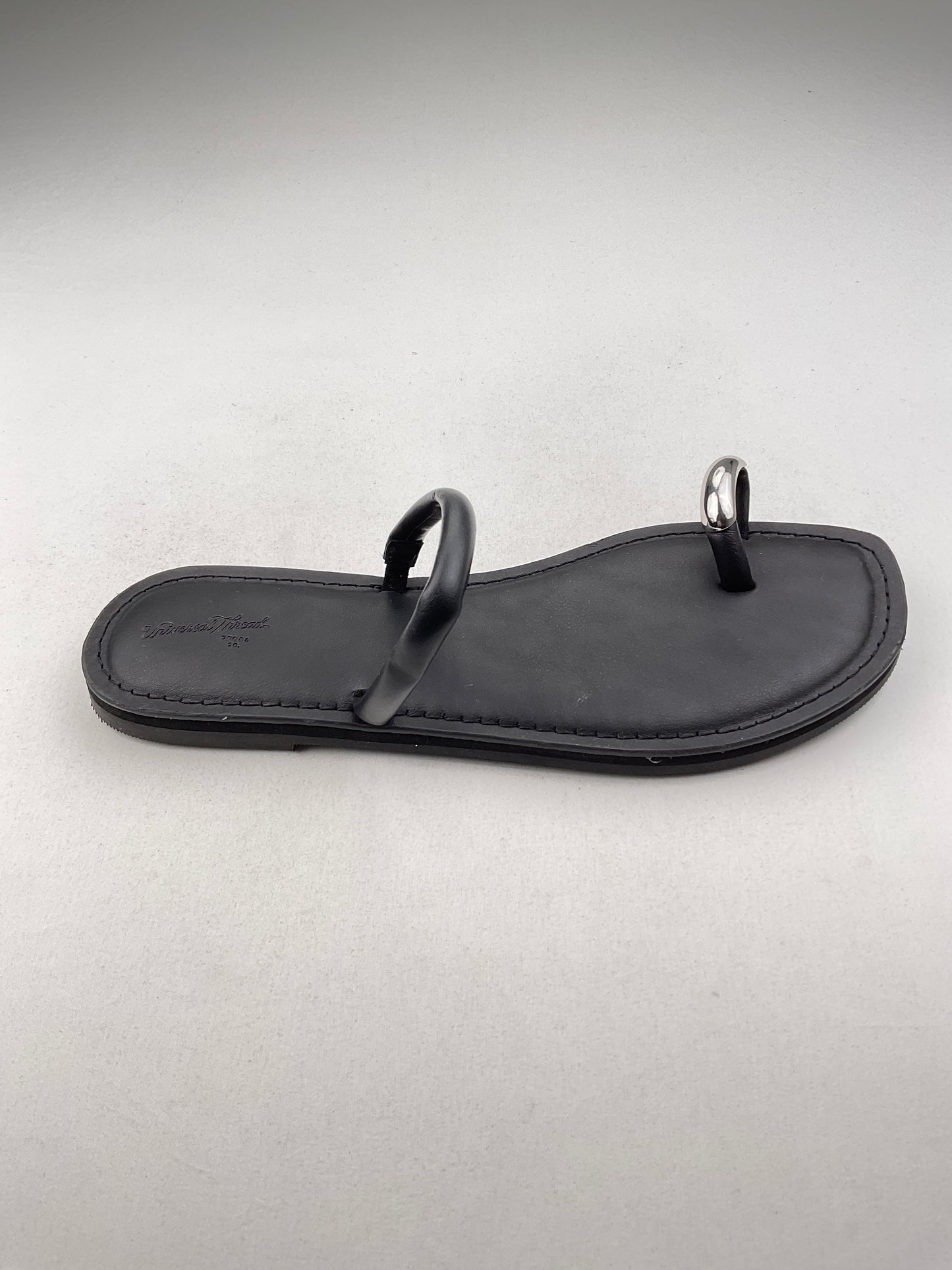 Sandalia Negro Universal Thread