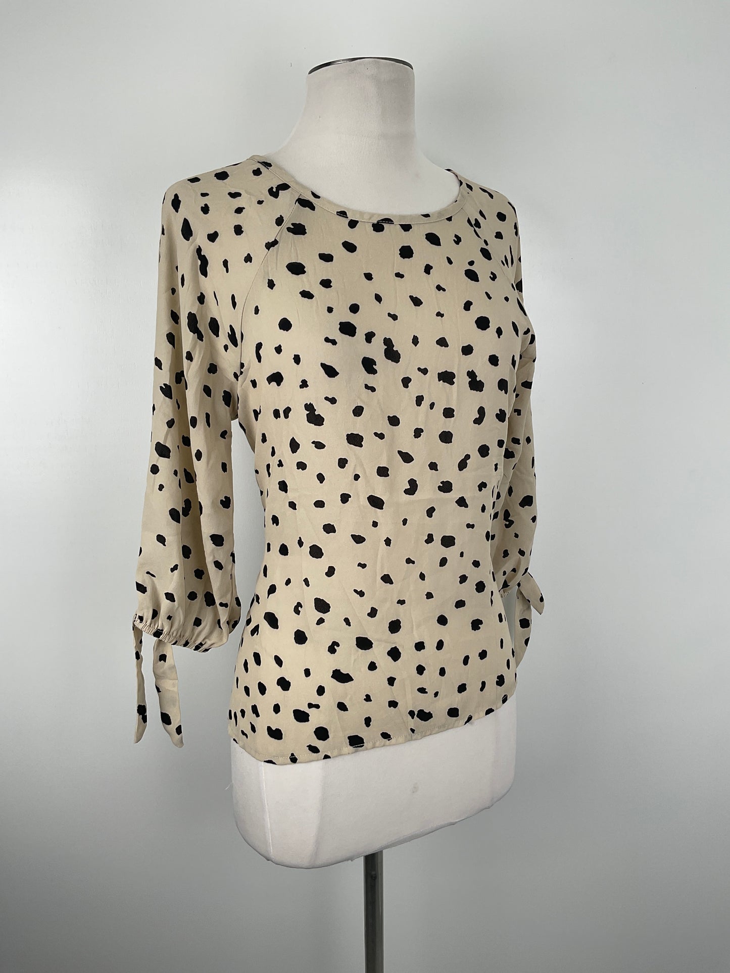Blusa Crema de Lunares Paperm