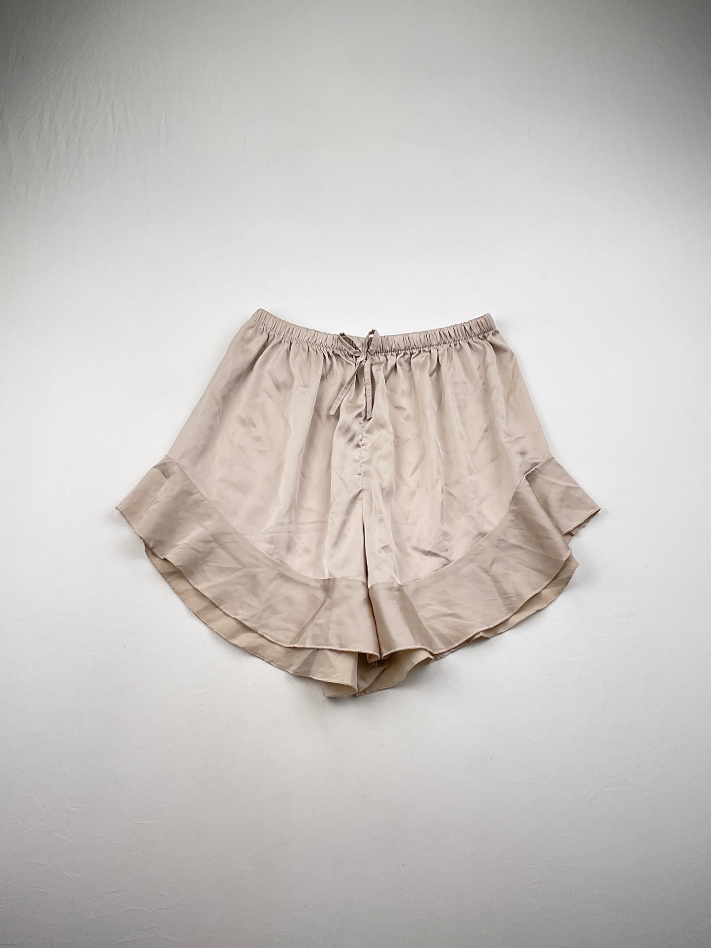 Short Crema Variangis