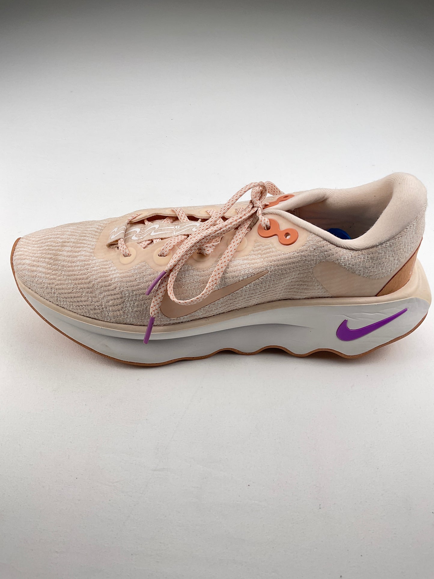 Tenis Crema Deportivo Nike