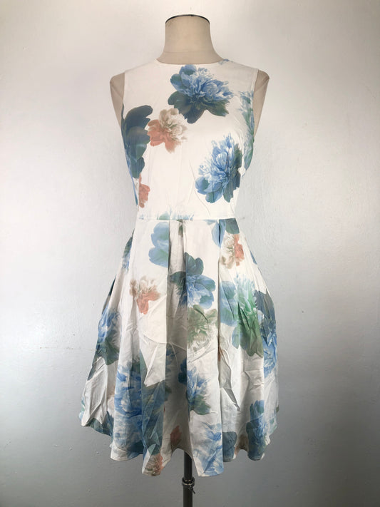 Vestido Blanco Floral Calvin Klein