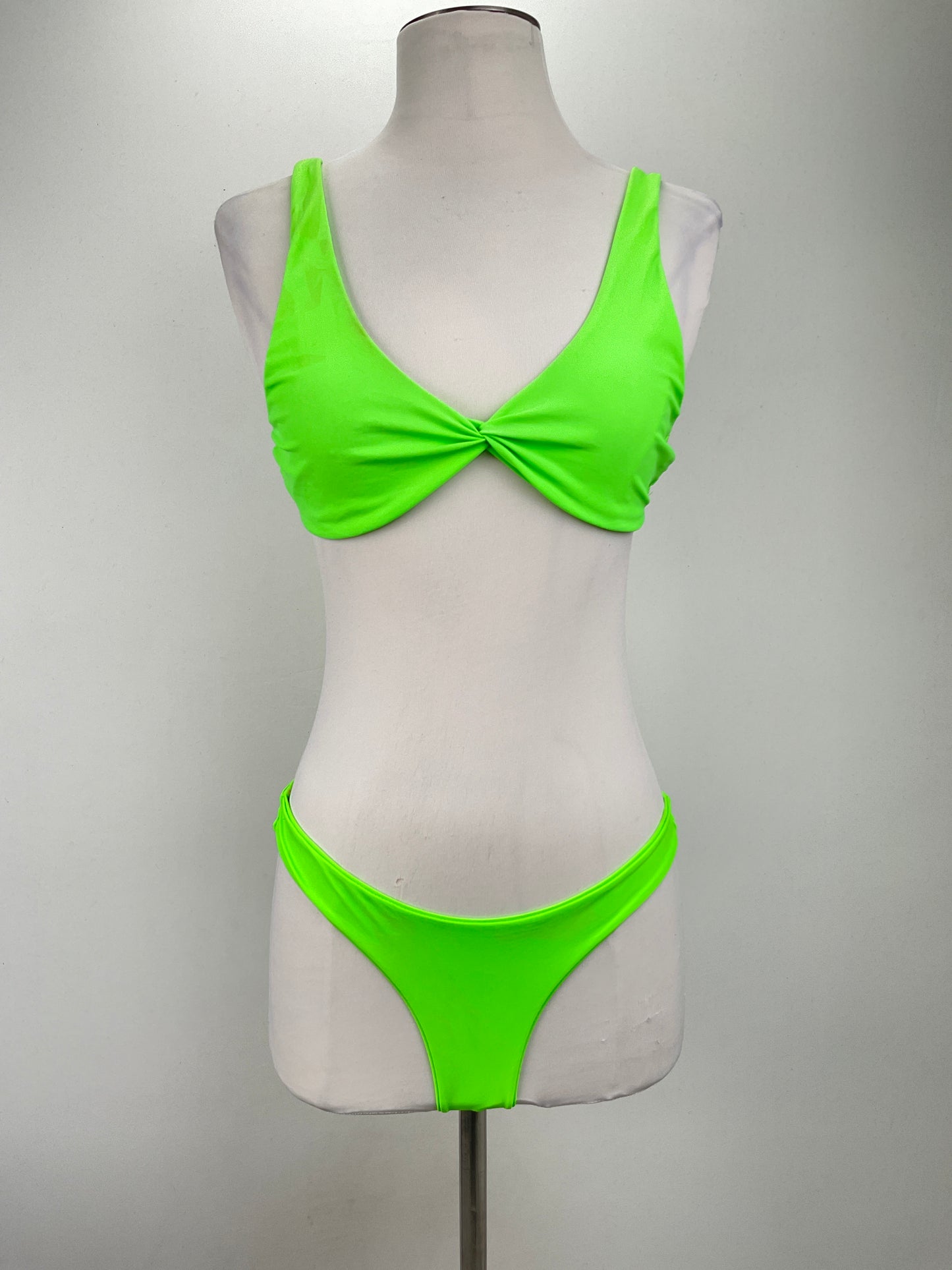 Conjunto Verde Limon Variangis