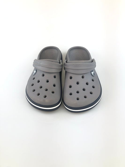 Sandalia Gris Crocs