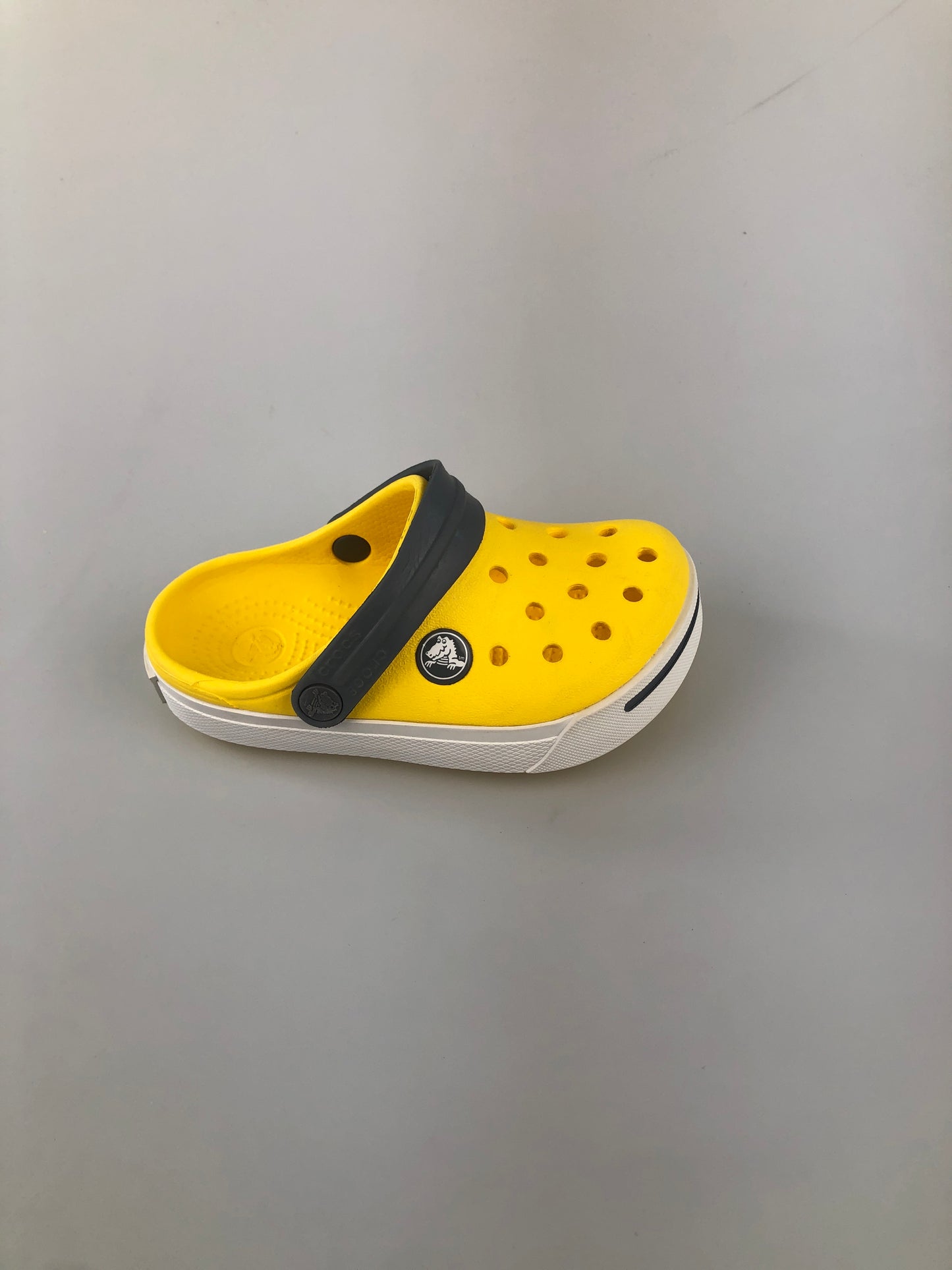 Sandalia Amarillo Crocs