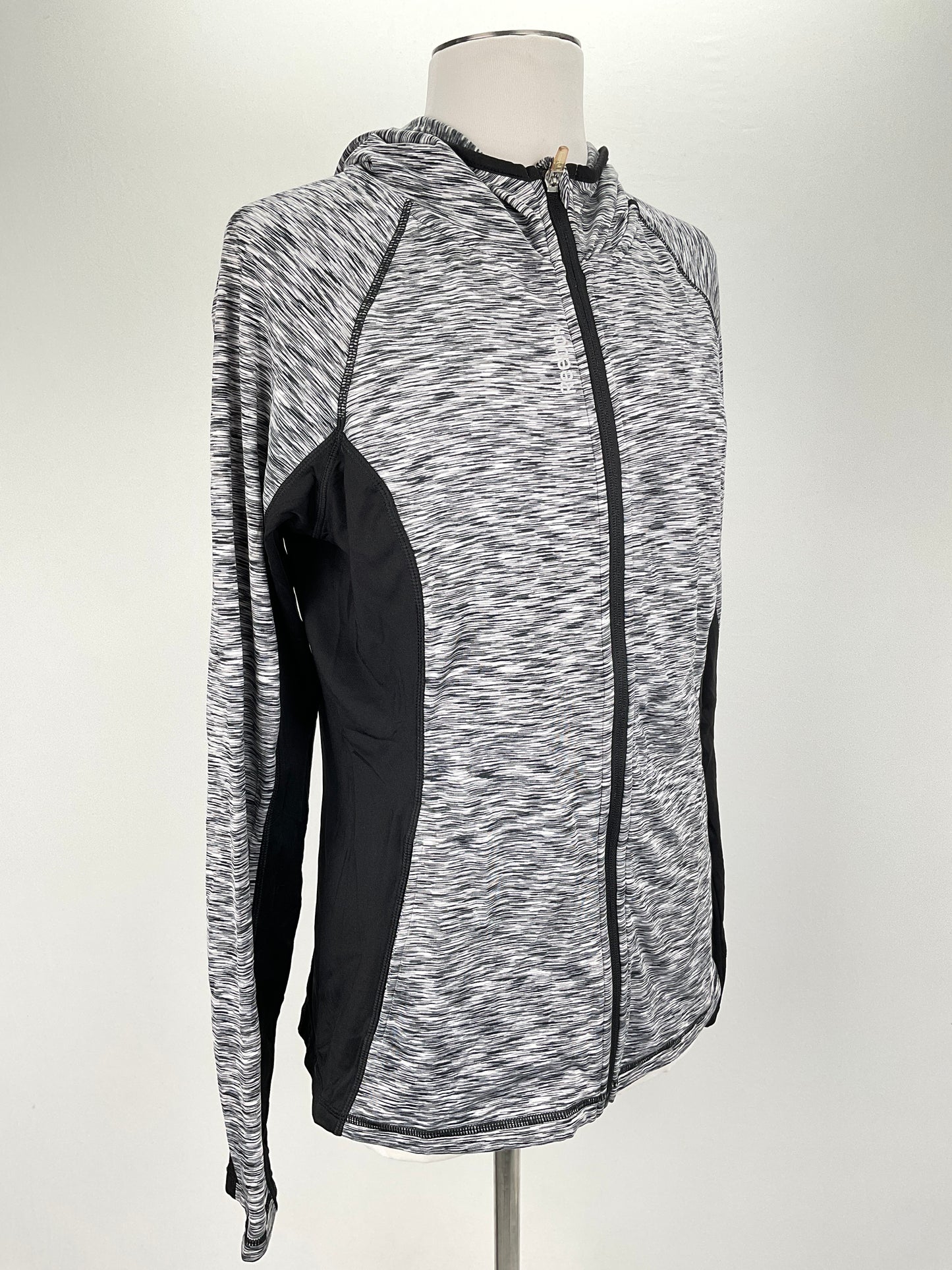 Abrigo Gris Deportivo Reebok