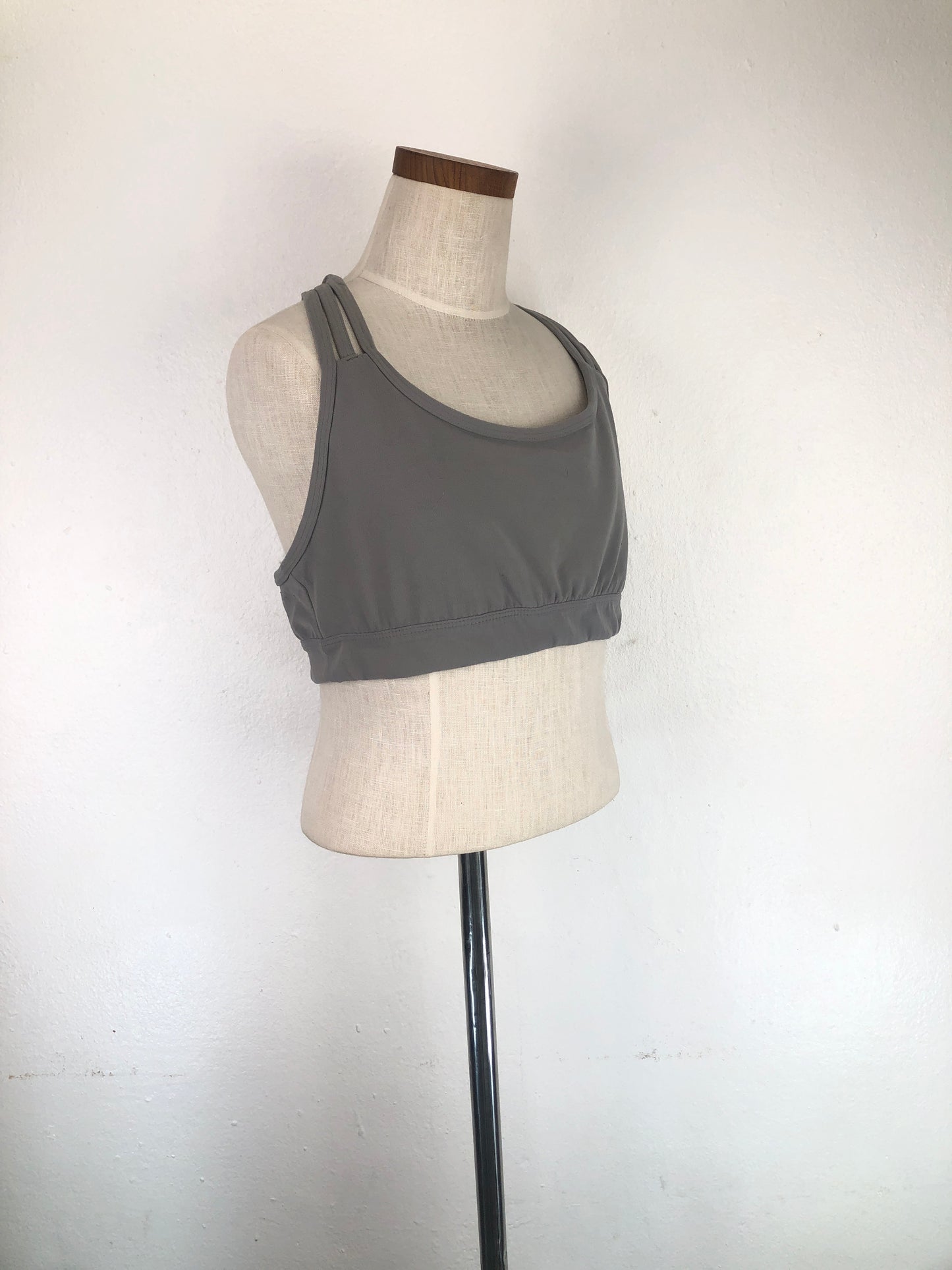 Blusita Gris Deportivo Athleta