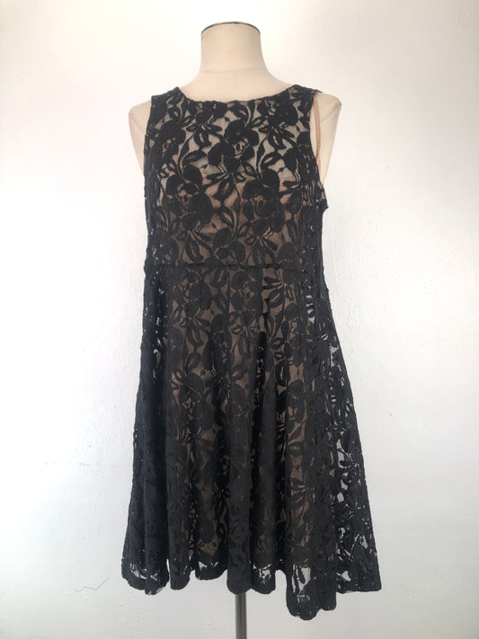 Vestido Negro de Floral People