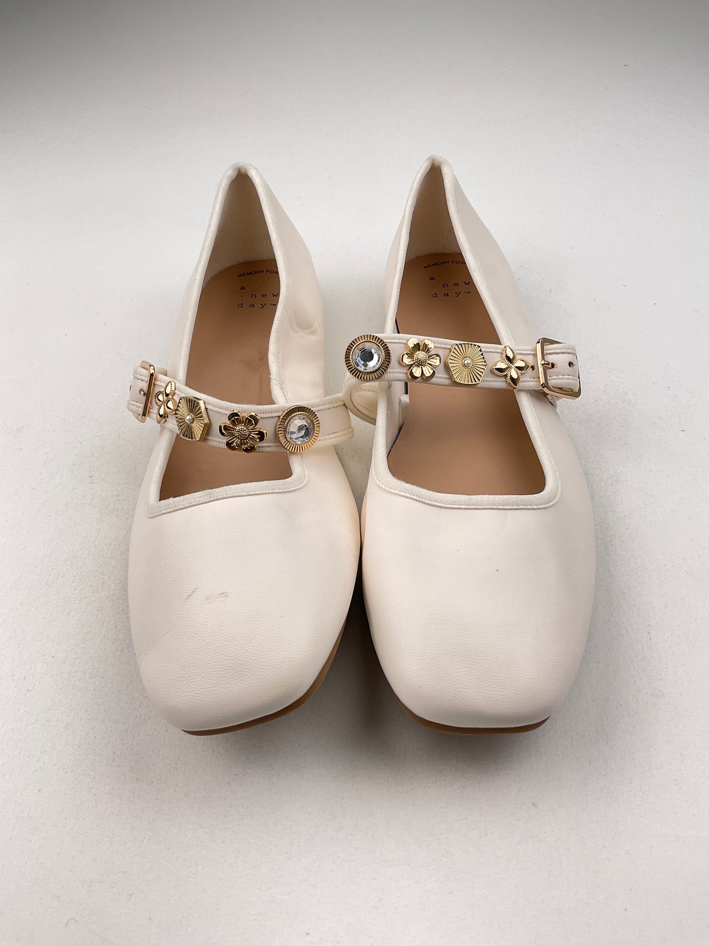 Zapatos Blanco A New Day