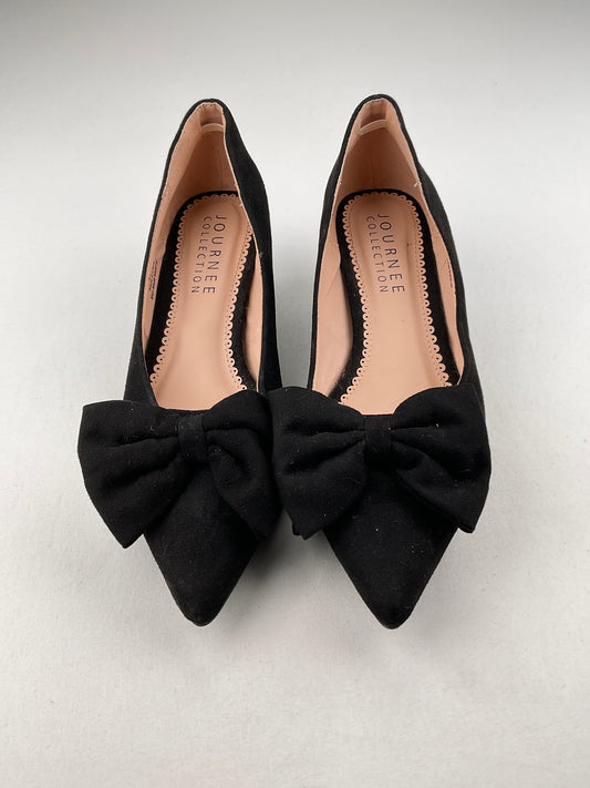 Zapato Negro de Tacón Journee Collection